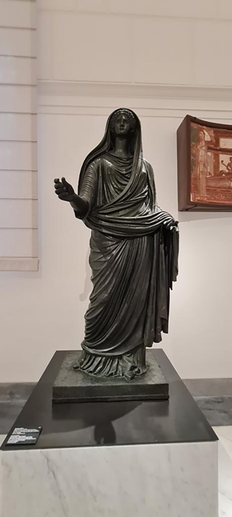 Herculaneum Augusteum. April 2023.
Bronze statue of Agrippina Minor, inv. 5609.
On display in “Campania Romana” gallery in Naples Archaeological Museum.
Photo courtesy of Giuseppe Ciaramella.