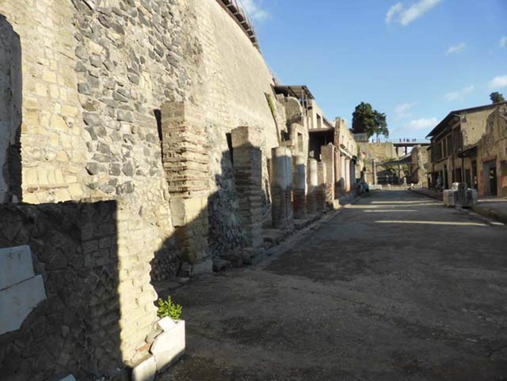 Herculaneum, September 2015. Looking north-east from arch, on either side of the arch were two statue bases.