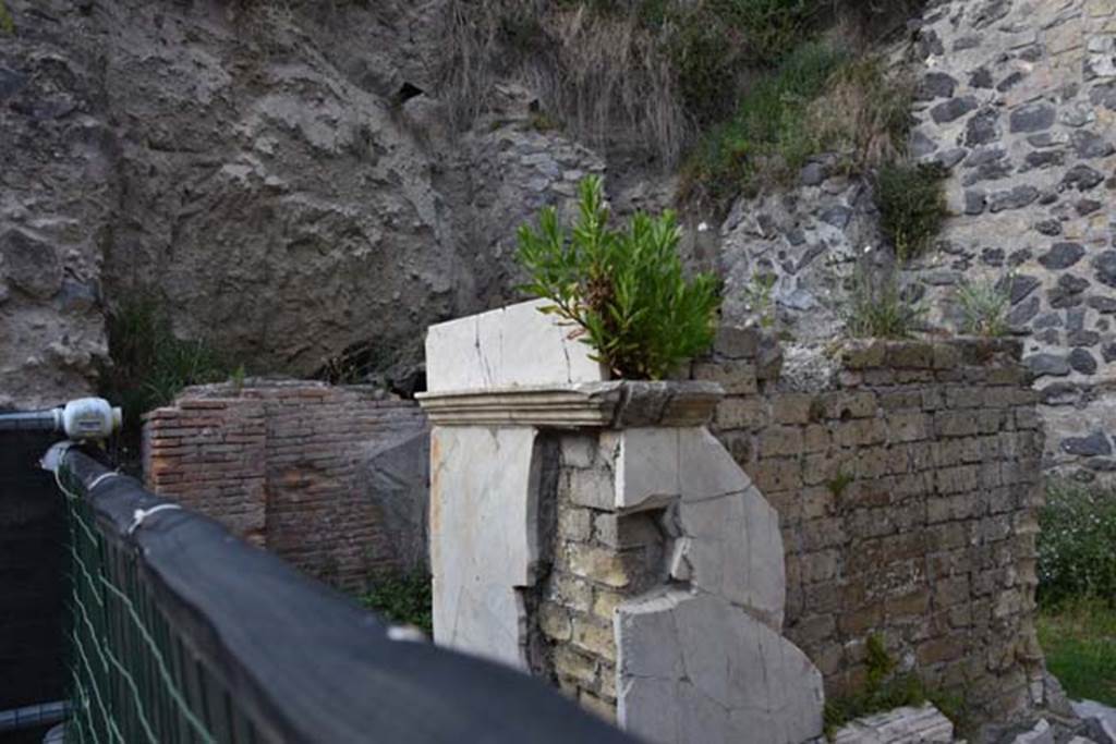 Herculaneum, April 2007. Looking north-west towards statue base. Photo courtesy of Nicolas Monteix.