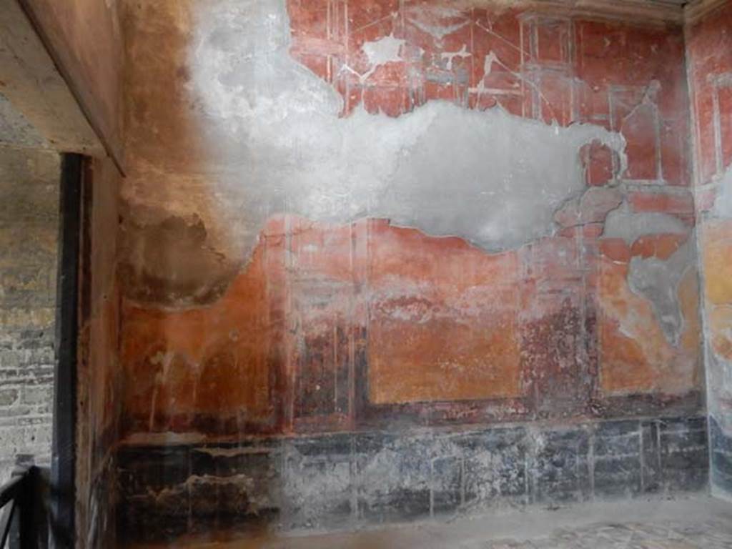IV.21, Herculaneum. May 2018. Room 7, looking towards west wall of oecus. Photo courtesy of Buzz Ferebee. 