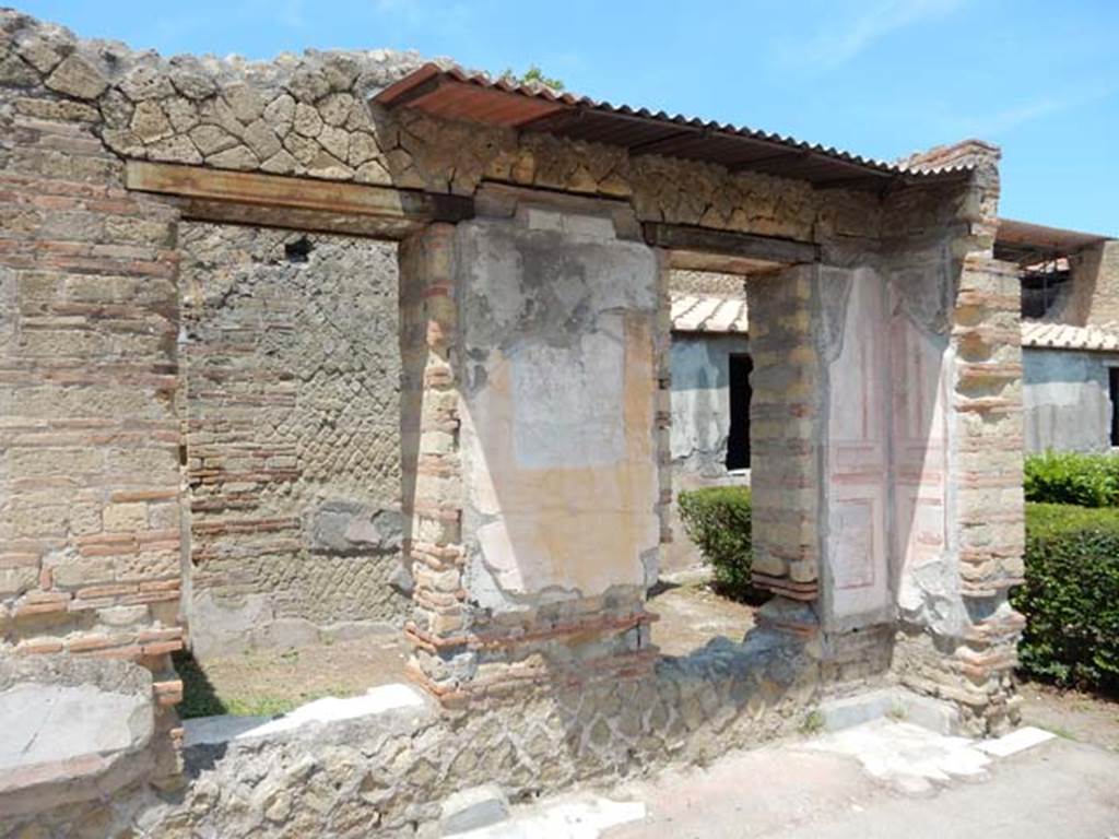 IV.21, Herculaneum. May 2018. Room 15, looking towards west wall. Photo courtesy of Buzz Ferebee. 


