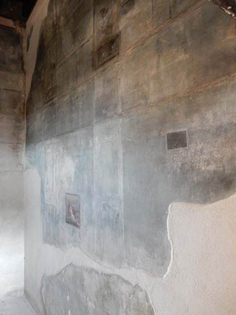 Herculaneum V.1, Herculaneum. May 2018. Room 3, looking towards north wall.
Photo courtesy of Buzz Ferebee.

