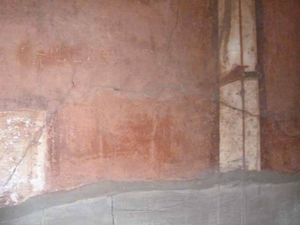 V.1 Herculaneum. May 2010. Room 2, south wall.