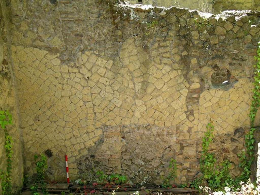 V.4, Herculaneum, May 2004. Room I, looking towards south wall. Photo courtesy of Nicolas Monteix.