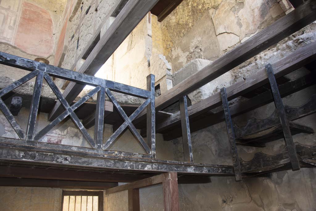 V.6 Herculaneum, March 2019. Looking towards upper south-east corner.
Foto Annette Haug, ERC Grant 681269 DÉCOR
