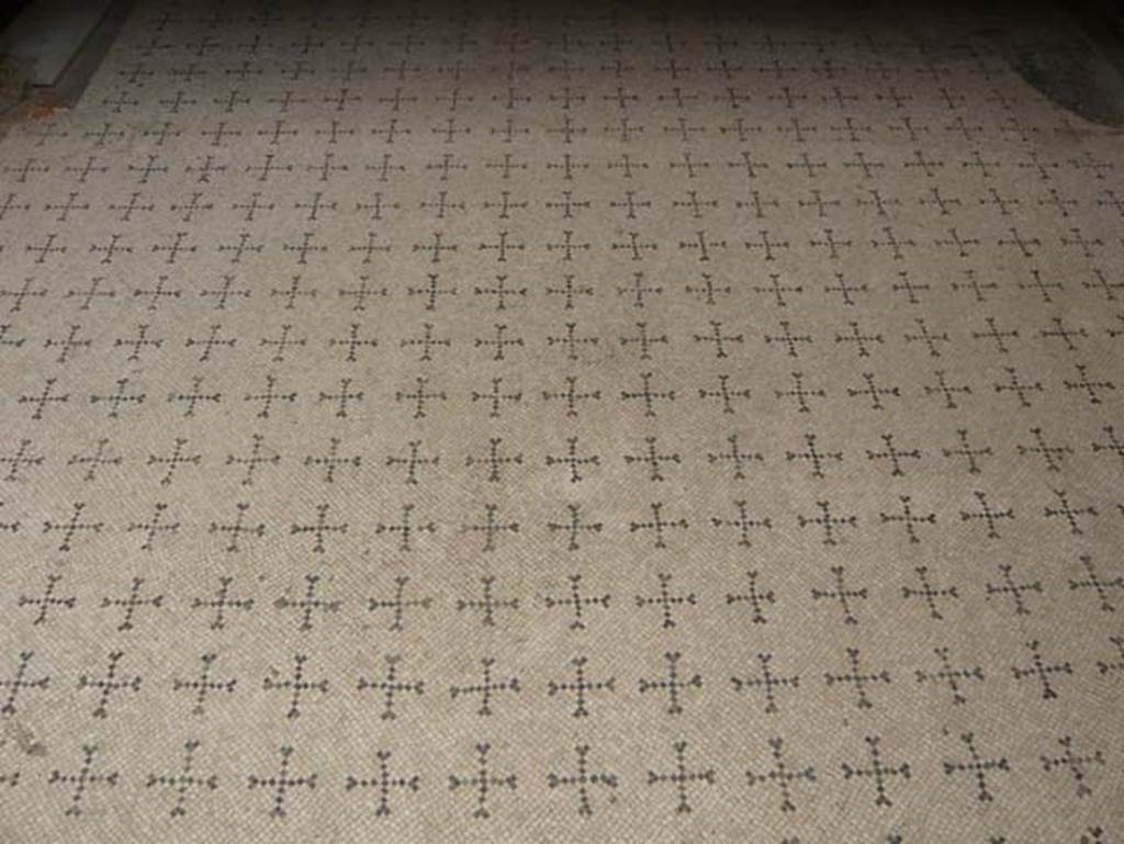 Herculaneum 5 08 House of the Beautiful Courtyard August 2013 Ferebee P1210133