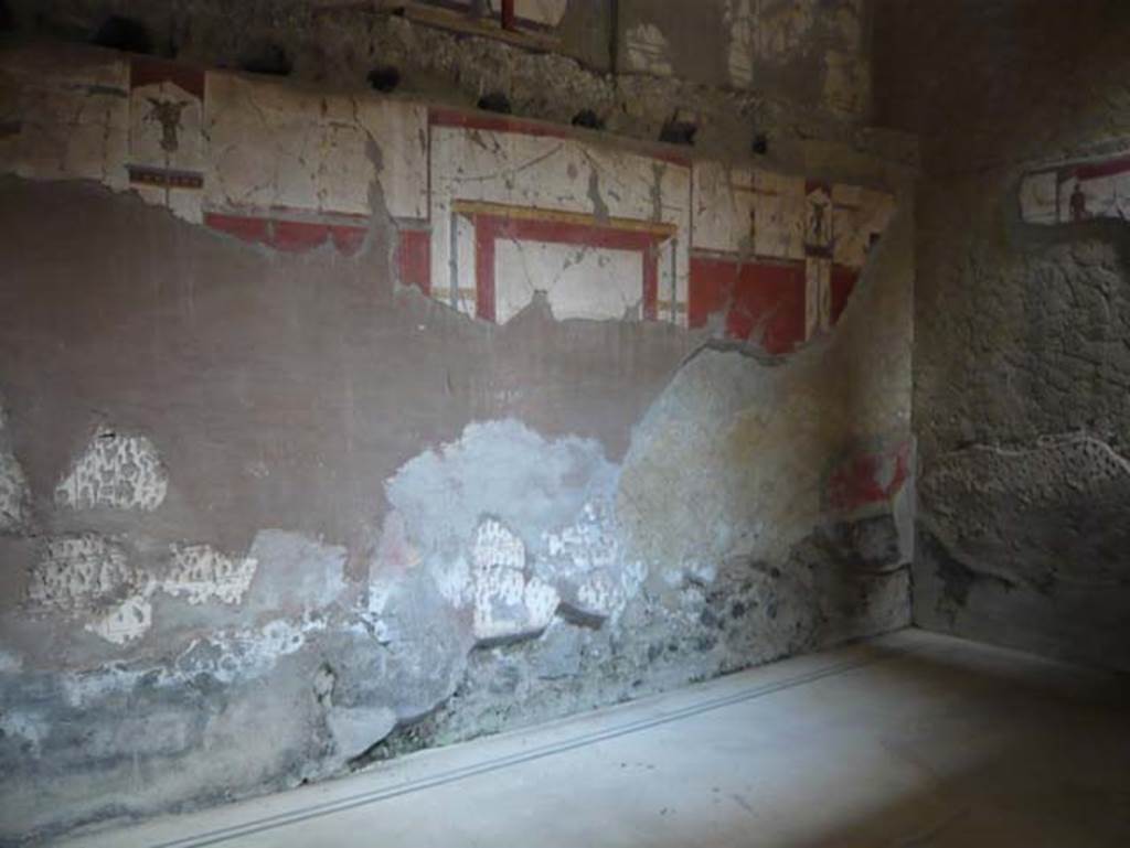 Herculaneum 5 08 House of the Beautiful Courtyard August 2013 Ferebee P1210144