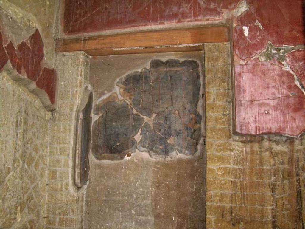 V.15, Herculaneum, May 2005. North-east corner and east wall of atrium. Photo courtesy of Nicolas Monteix.

