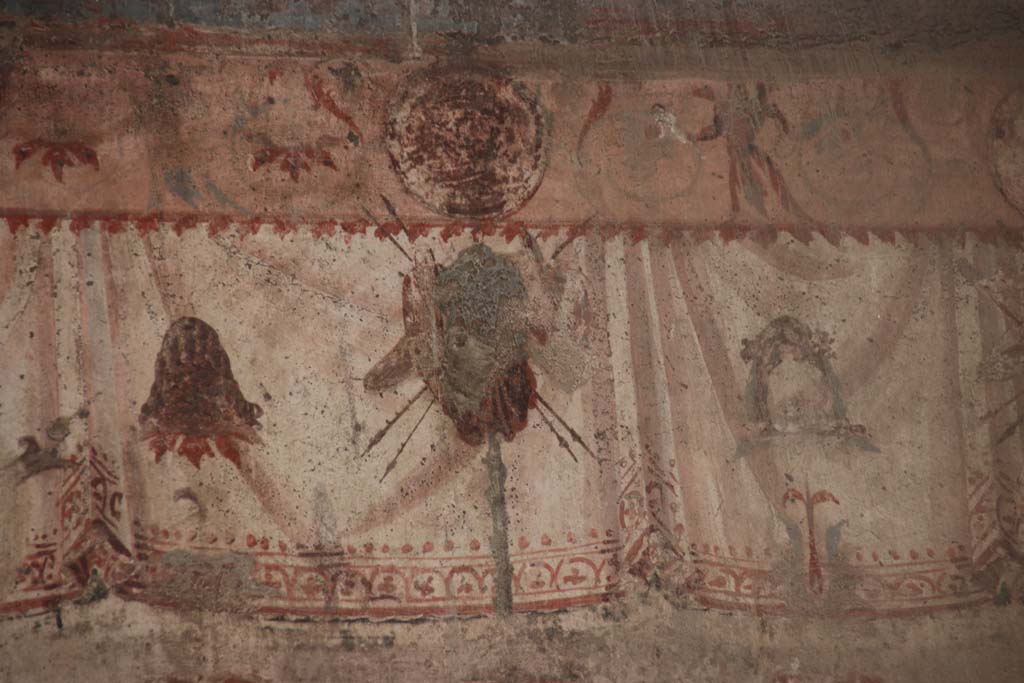 V.35 Herculaneum, September 2017. Diaeta 6, middle of south wall. Photo courtesy of Klaus Heese.