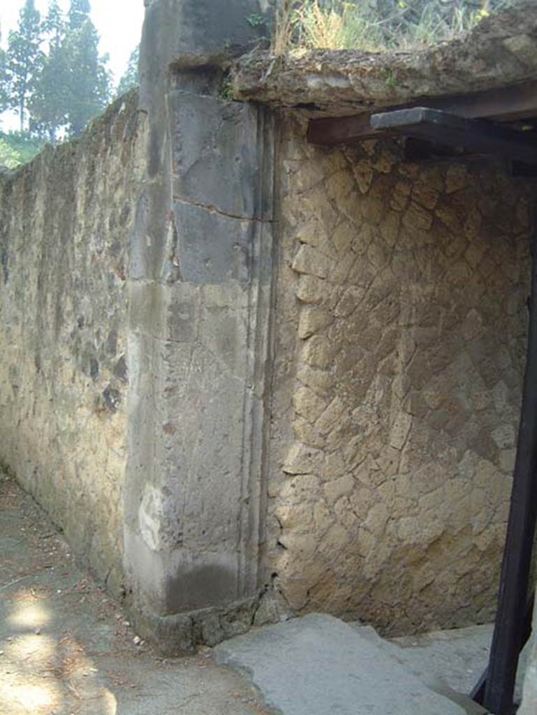 V.35 Herculaneum, May 2001. Looking east towards north end of entrance corridor 13. 
Photo courtesy of Current Archaeology.

