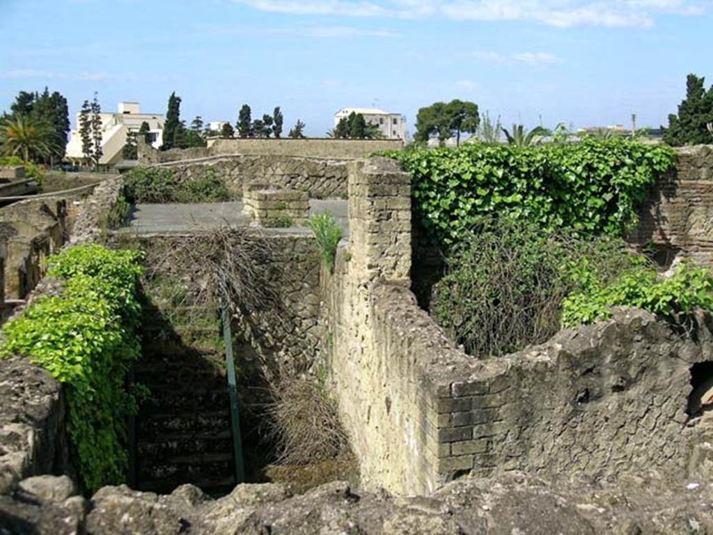 VI.10, Herculaneum. May 2005. Looking south to top of stairs to upper floor attics and terraces. 
Photo courtesy of Nicolas Monteix.
