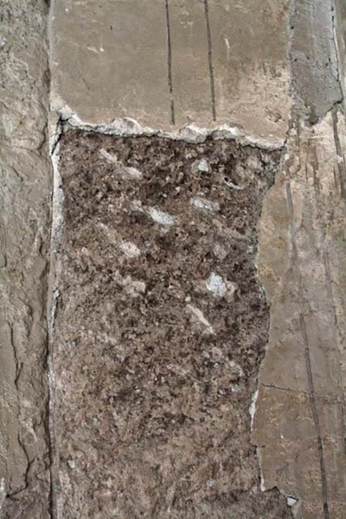 VI.12 Herculaneum, February 2007. 
Detail of blocked door in south wall. Photo courtesy of Nicolas Monteix.
