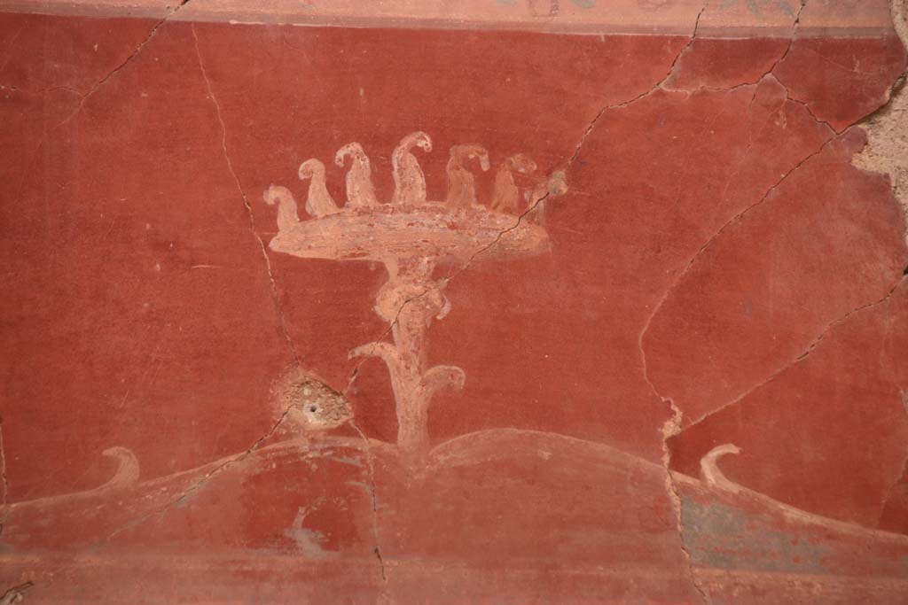 VI.29 Herculaneum. October 2020. Room 7, oecus, detail from the centre of the north wall. Photo courtesy of Klaus Heese. 