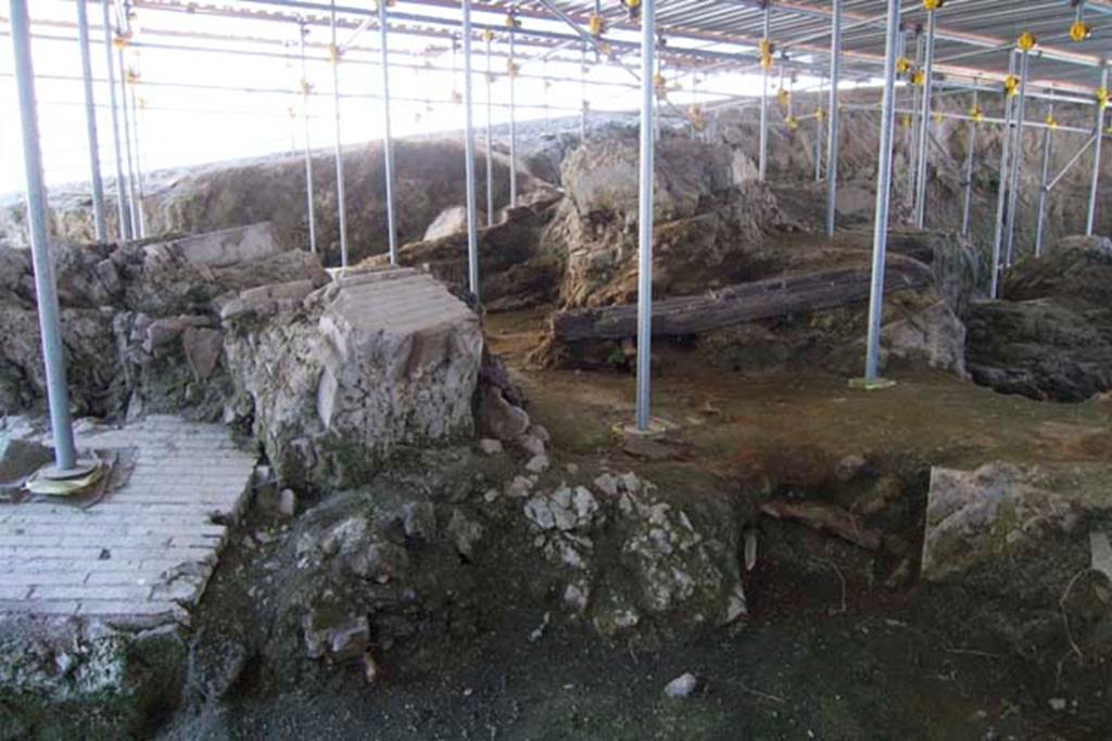 Villa dei Papiri, Herculaneum. July 2010. Part of the monumental structure.
Photo courtesy of Michael Binns.
